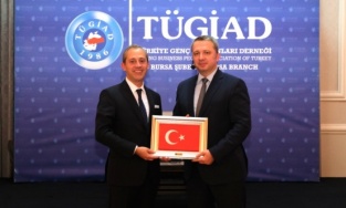 TÜGİAD Bursa’da “Dünya ve Türkiye Ekonomisine” yakından bakış