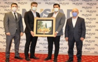 Genç MÜSİAD’da bayrak değişimi