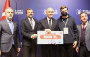 Gençlerin yanında olmaya devam edeceğiz!’