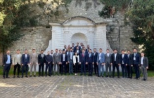 Genç MÜSİAD’lı iş insanları Fransa’da temaslarda bulundu