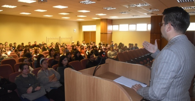 Kalkınmanın yolu dış ticaretten geçiyor